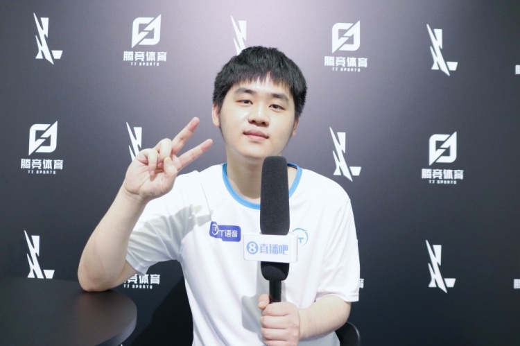 本文围绕 本文围绕